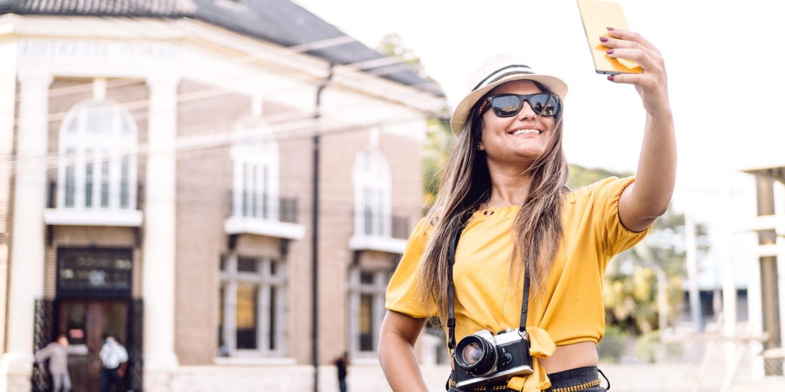 How to Take a Great Selfie - Waxxpot Waxing Salon